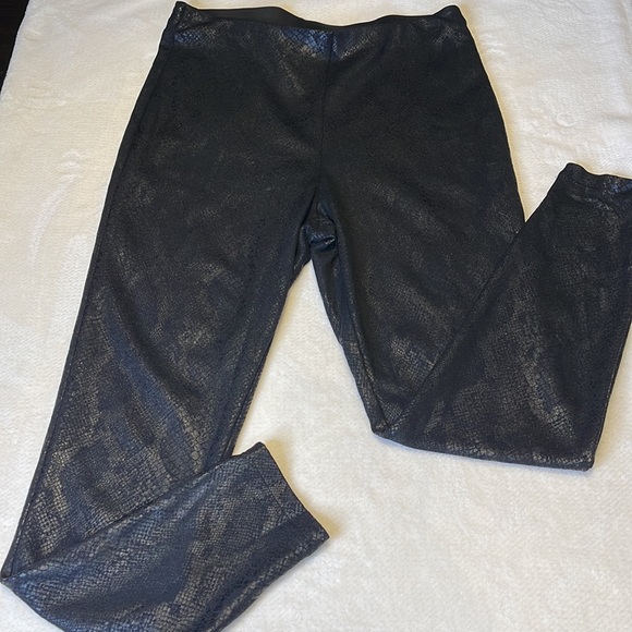 INC International Concepts Black Faux Snake
Print Ponte Pants Size 14 - Picture 8 of 10